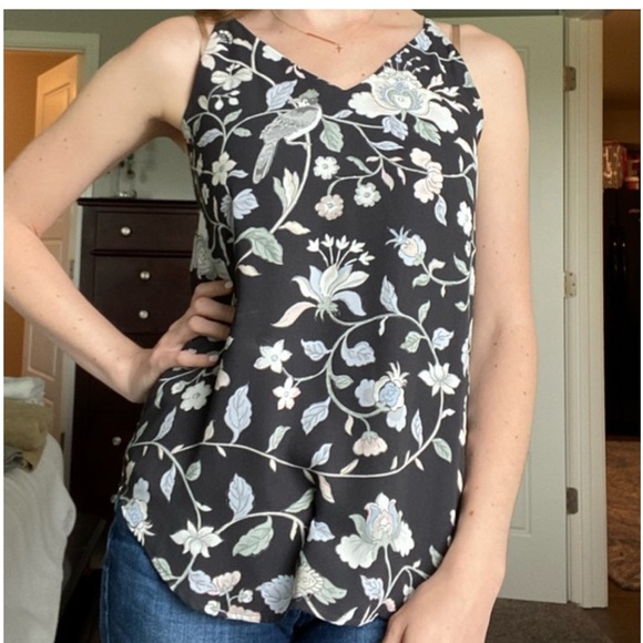 Loft Grey Floral Print Sleeveless Blouse Tank Top - Picture 2 of 11